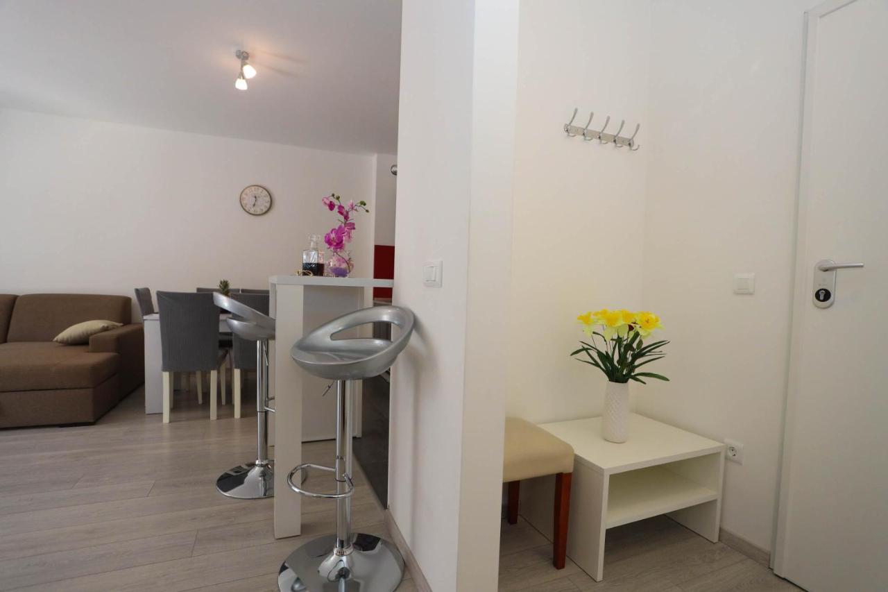 Apartman Petra Makarska Ngoại thất bức ảnh