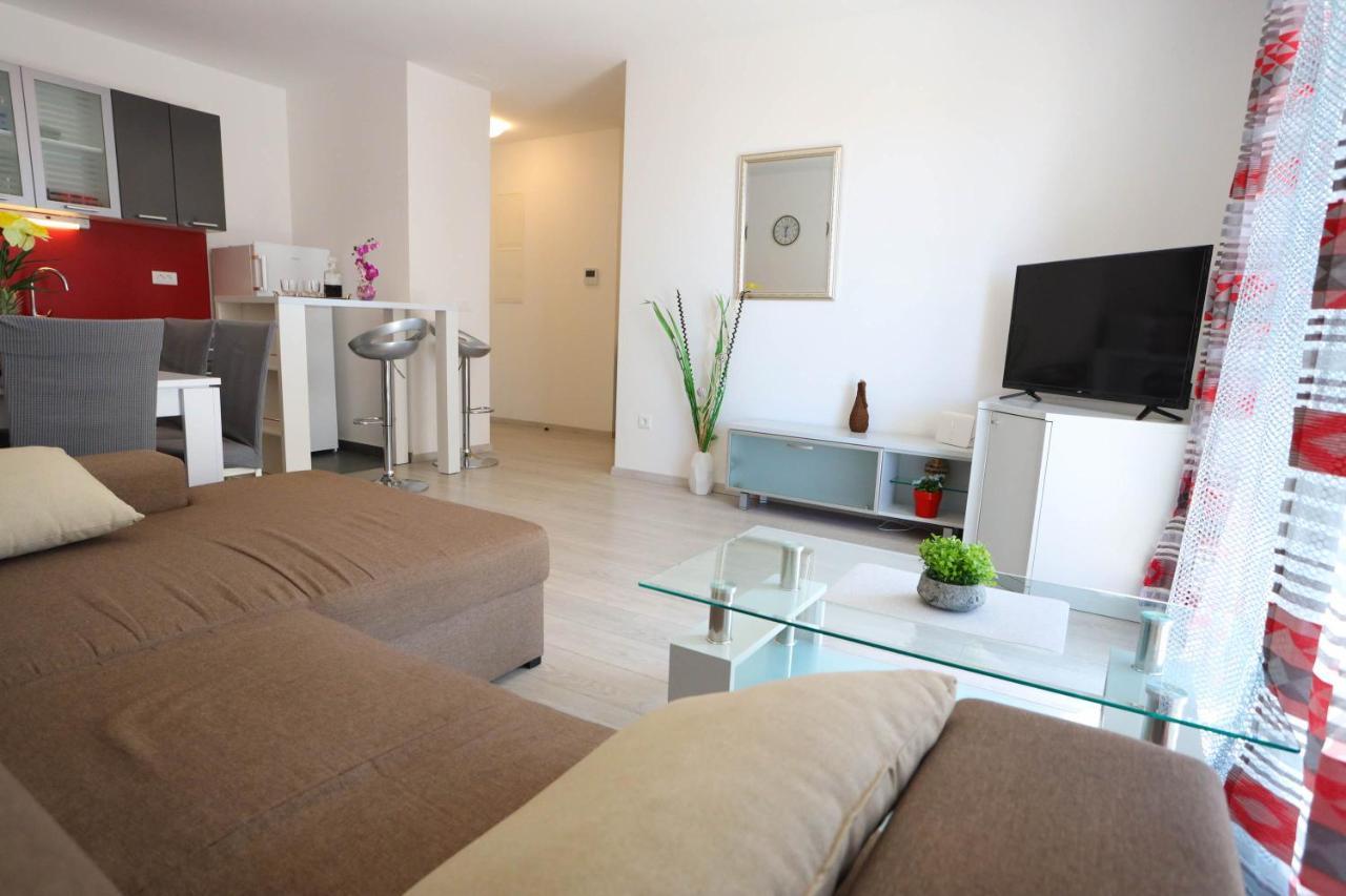 Apartman Petra Makarska Ngoại thất bức ảnh