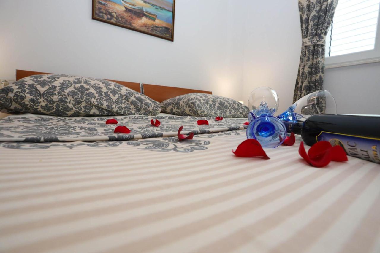 Apartman Petra Makarska Ngoại thất bức ảnh