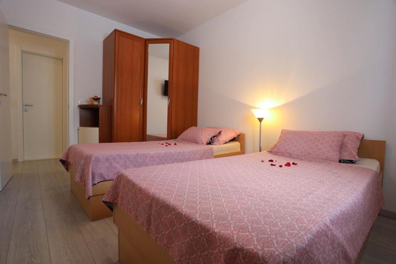 Apartman Petra Makarska Ngoại thất bức ảnh