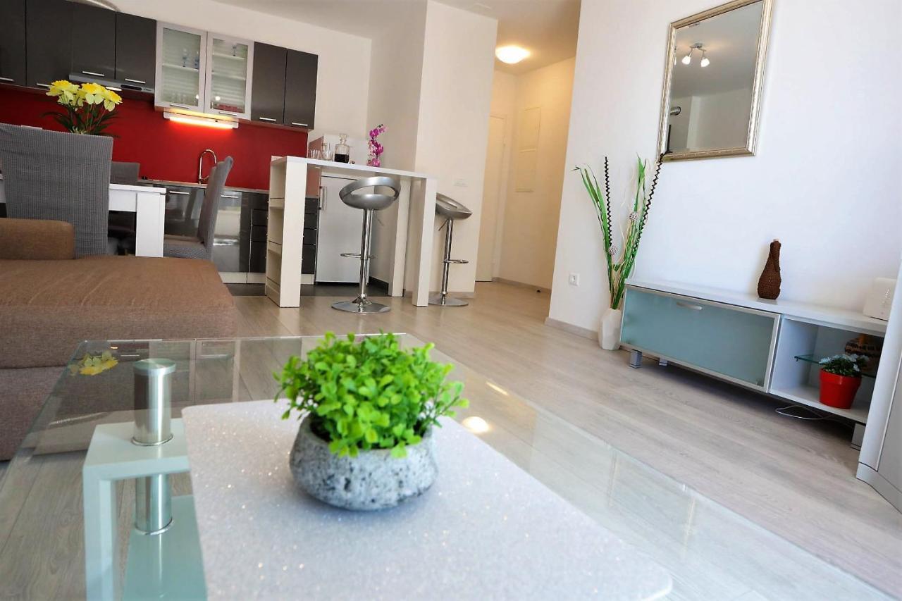 Apartman Petra Makarska Ngoại thất bức ảnh