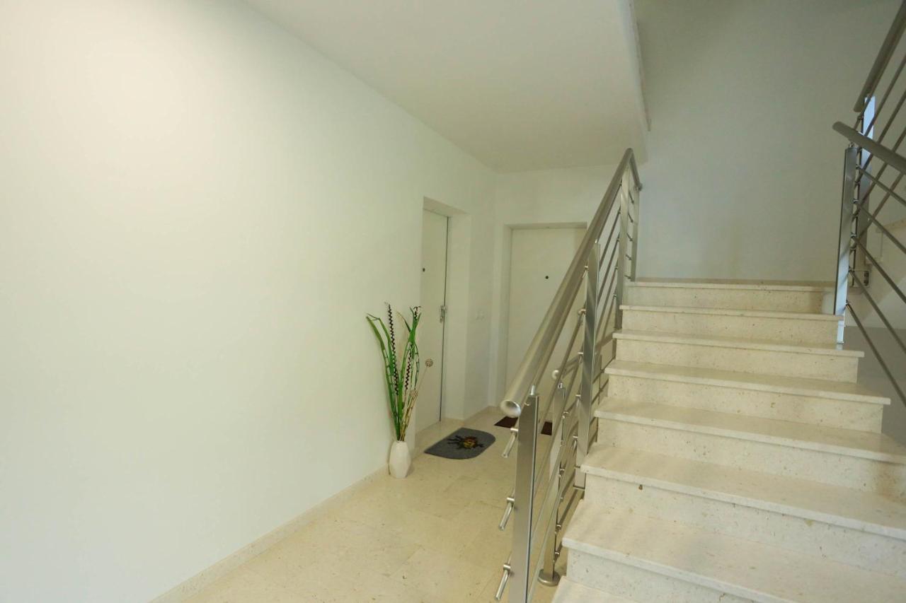 Apartman Petra Makarska Ngoại thất bức ảnh